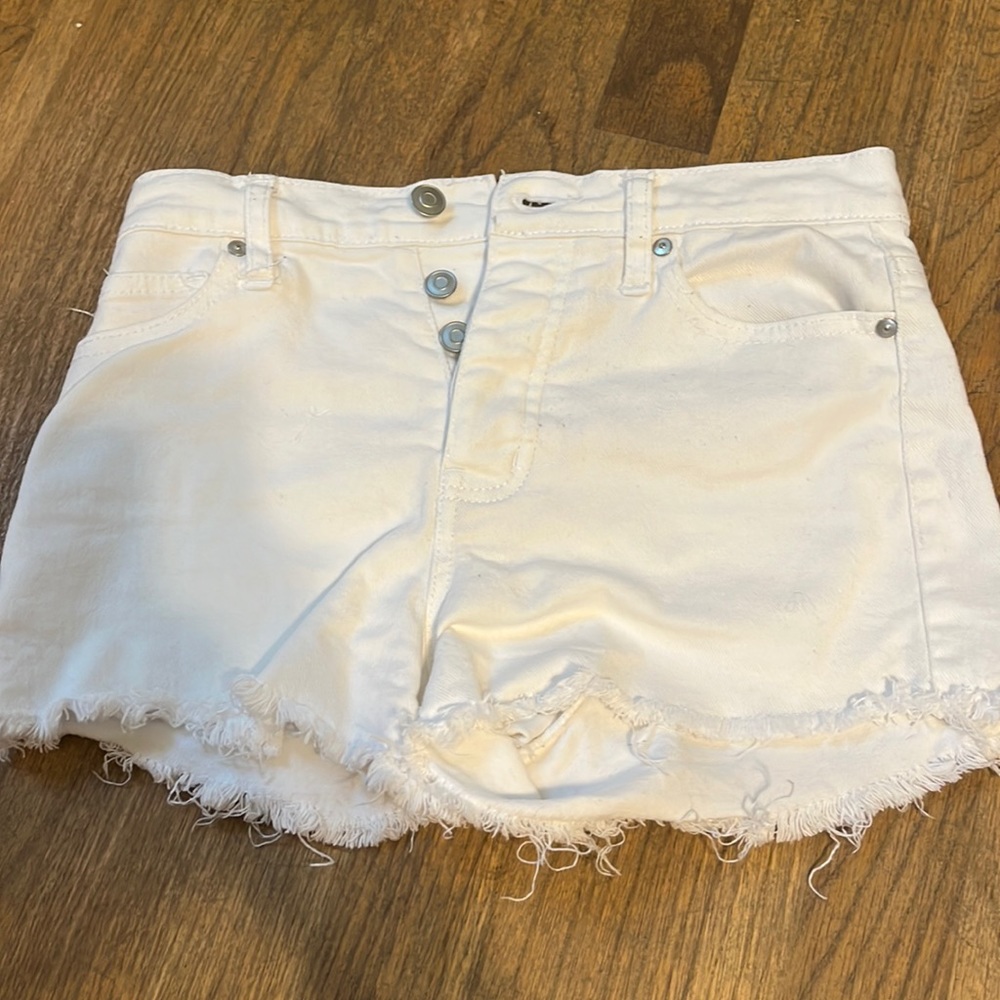 Altar’d state white jean shorts 25/1